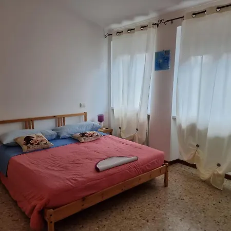 ホームステイ B&B Cuore Di Verbania ヴェルバーニア